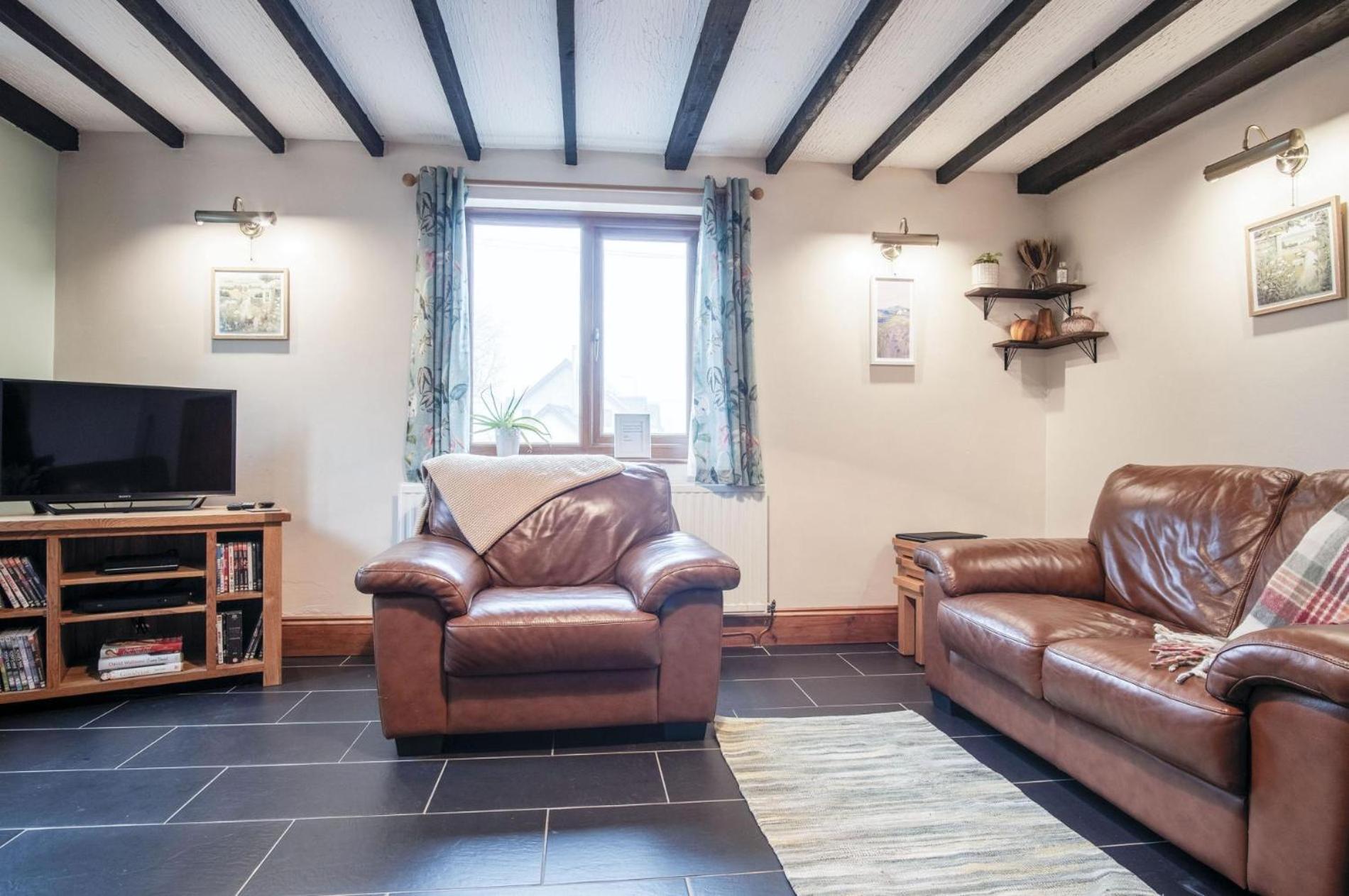 The Brambles - 2 Bedroom Cottage - Llanteg Extérieur photo