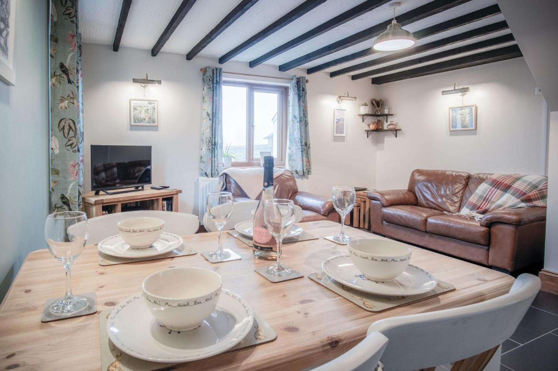 The Brambles - 2 Bedroom Cottage - Llanteg Extérieur photo